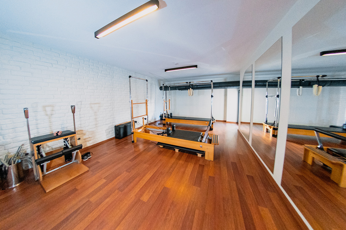 Karşıyaka Reformer Pilates Stüdyosu - Karşıyaka Yolo Studio